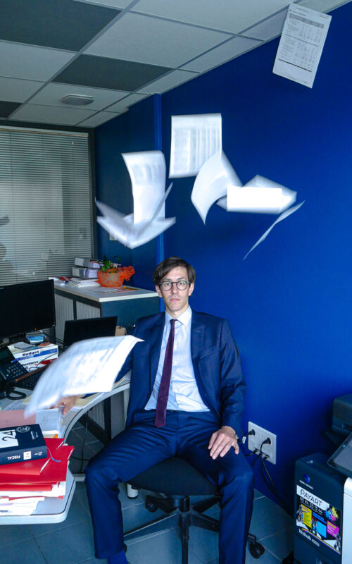 Ras le bol de la paperasse administrative ? adressez vous au cabinet ! Ras le bol de la paperasse administrative ? adressez vous au cabinet !